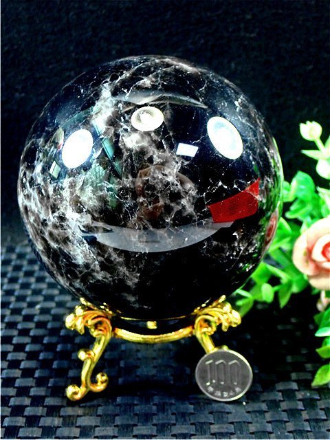 最強魔除け虹色モリオン丸玉 丸玉 モリオン 黒水晶 魔除け 置物｜魔除けの代表石｜アップ