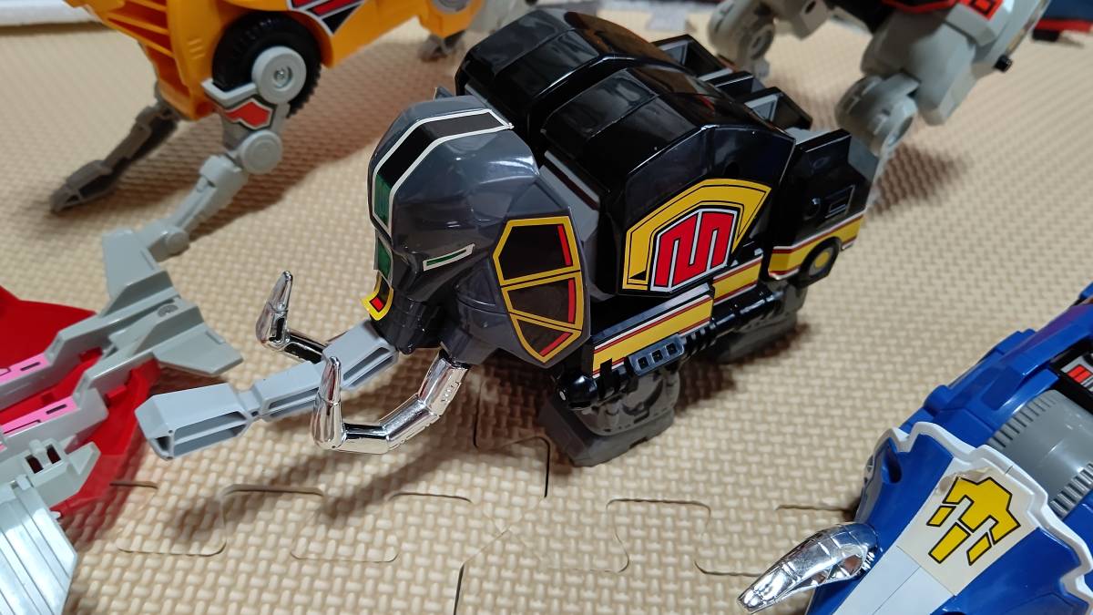 希少 当時物 バンダイ 恐竜戦隊 ジュウレンジャー 進化合体 DX 大獣神 