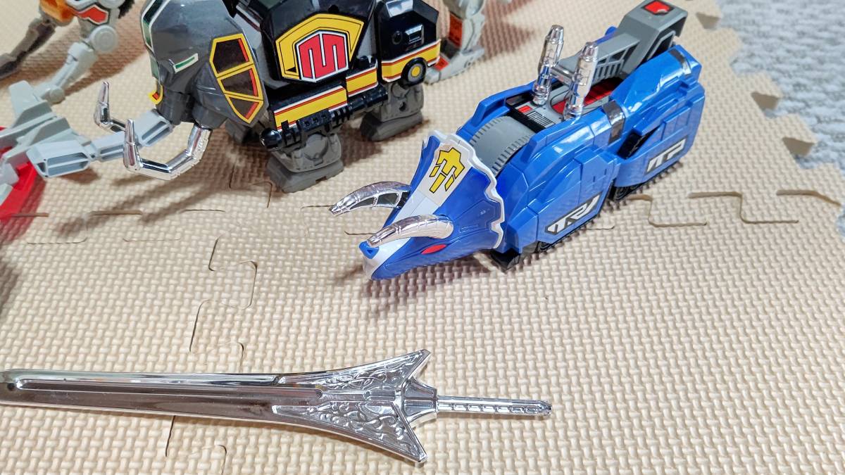希少 当時物 バンダイ 恐竜戦隊 ジュウレンジャー 進化合体 DX 大獣神 