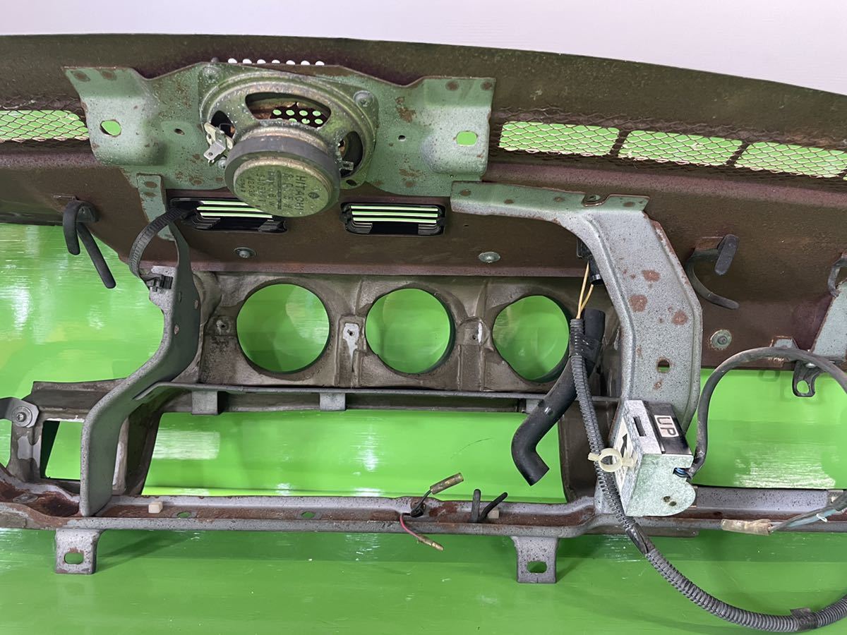 希少★日産 S130Z フェアレディZ◆ダッシュボード ダッシュパネル◇インナーパーツ 2シーター スピーカー 個人宅不可 フェアレディZ ダッシュボード S130Z 一式 メーター ダッシュボードマット⁄ダッシュボードカバー⁄ダッシュマット⁄ダッシュカバー⁄防眩⁄反射軽減⁄ひび割れ