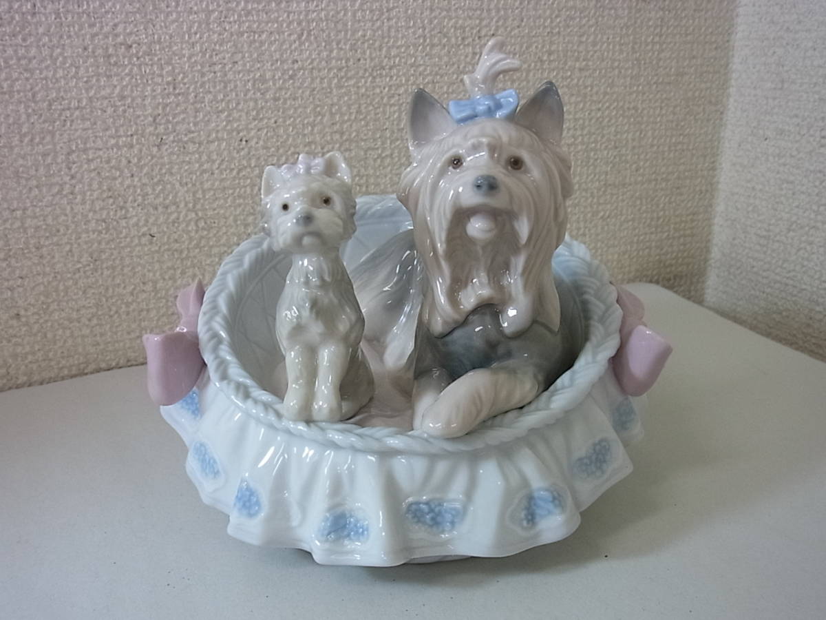 リヤドロ LLADRO ヨークシャテリア 新品！ リヤドロ ヨークシャテリア