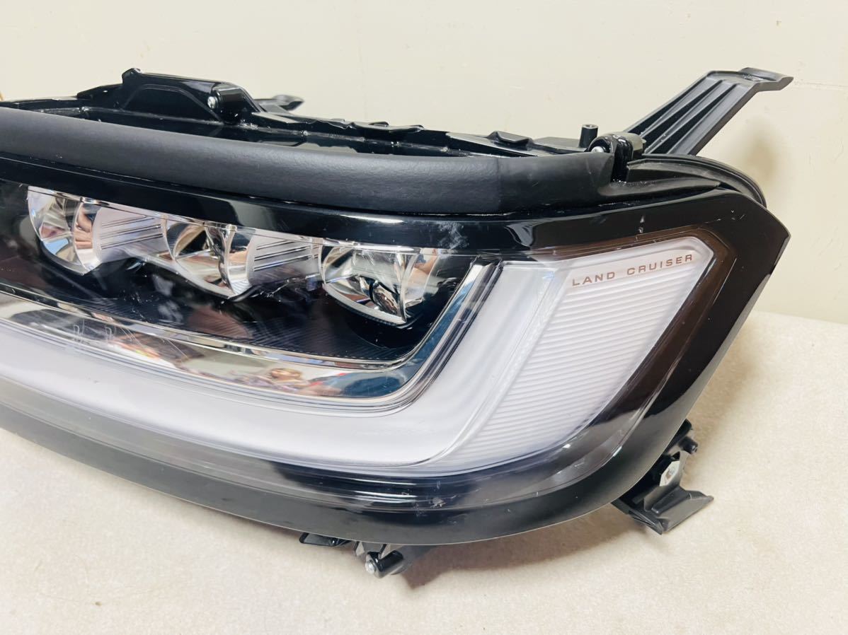 左側ヘッドライトCPU付き ランドクルーザー300 トヨタランドクルーザー