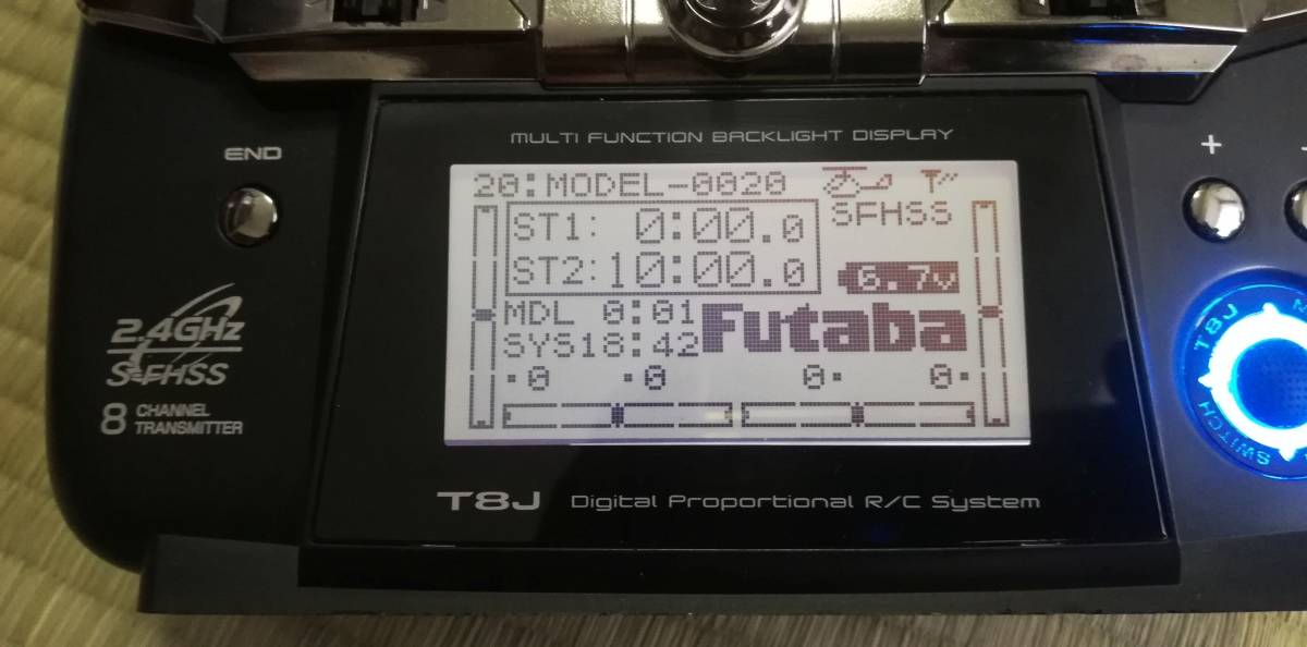 Futaba 2.4GHz S-FHSS T8J 送信器のみ 飛行機用 8J Futaba R6SF T6⁄