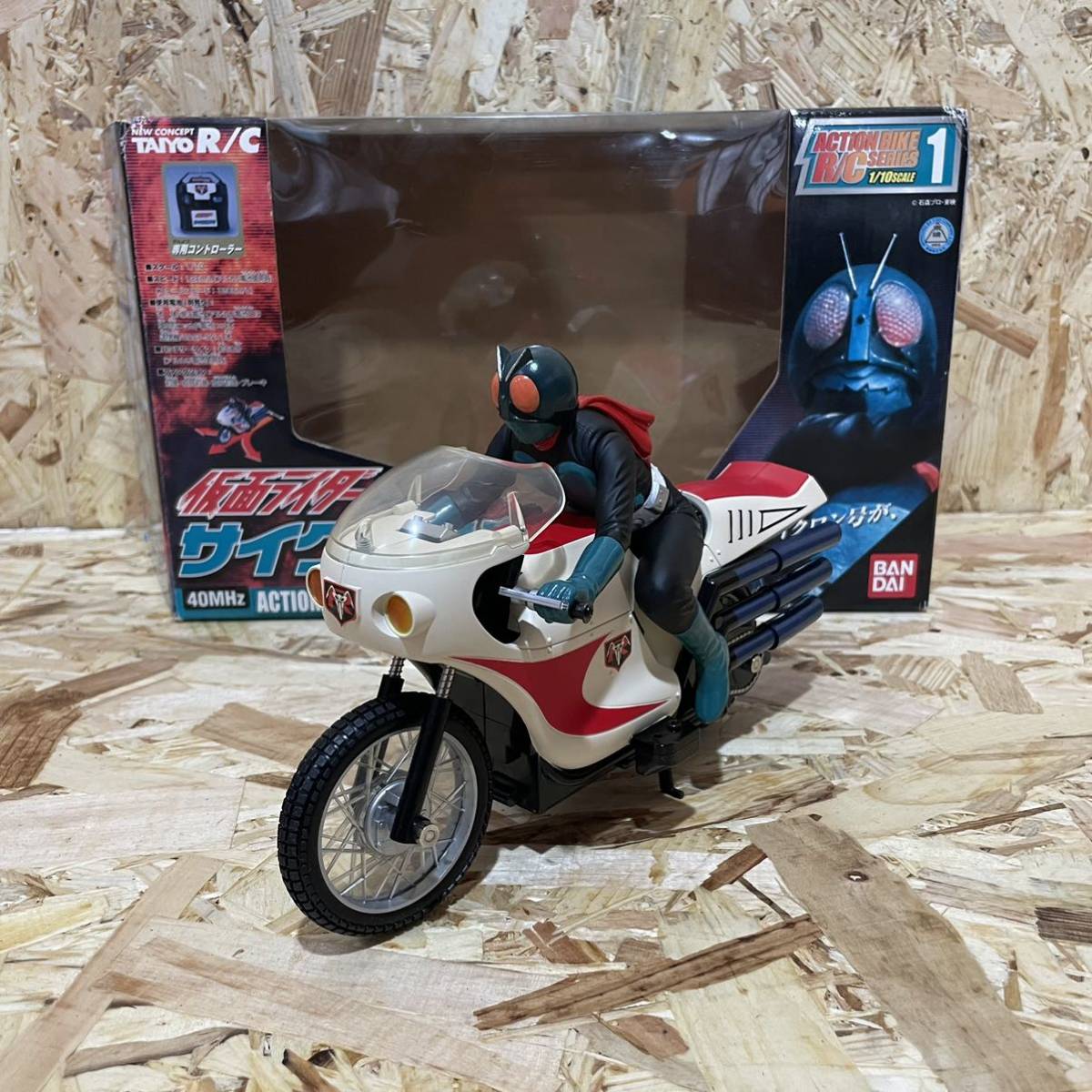 バンダイ アクションバイクr Cシリーズ 1 10 仮面ライダー サイクロン号 仮面ライダー1号 売買されたオークション情報 Yahooの商品情報をアーカイブ公開 オークファン Aucfan Com