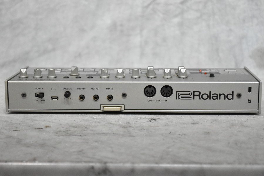 ROLAND ローランド TB-03 Bass Line ベースライン ベース 