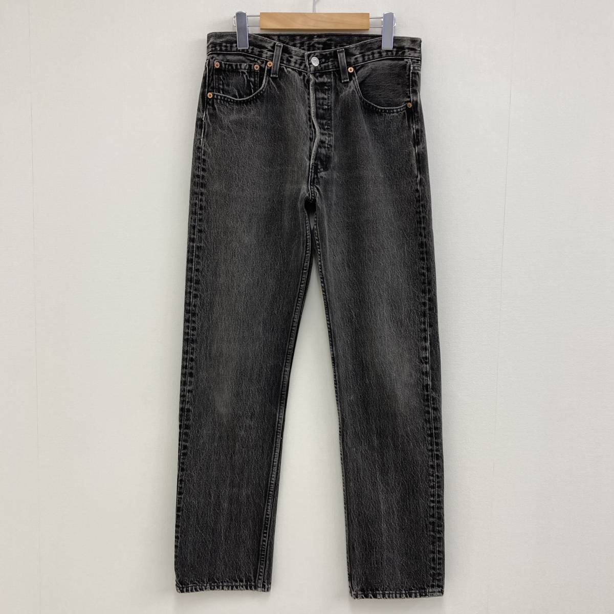 90s Levi's 501 後染め ブラック デニムパンツ USA製 524刻印 W32 Levis リーバイス ジーンズ 黒 vintage 古着 アメリカ製 2040152