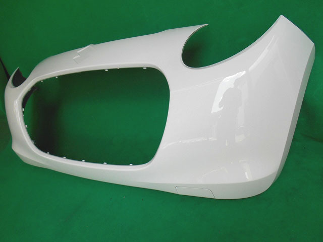 992835 スズキ アルト HA25S フロントバンパー 参考品番:71711-64L00-26- 26U【社外新品】