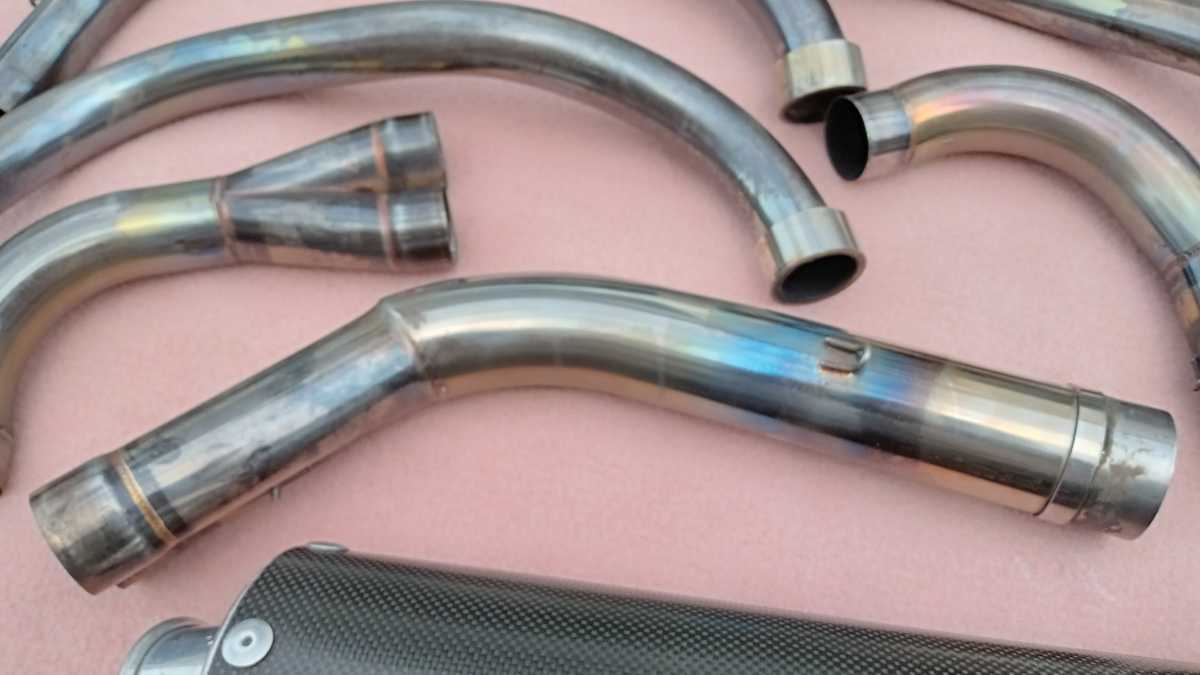 zzr1100D用マフラー　ベビーフェイスエキパイ（サイレンサーはサービス） ZZR1100D、ZZR1100C、ベビーフェイスフルエキカーボンマフラー