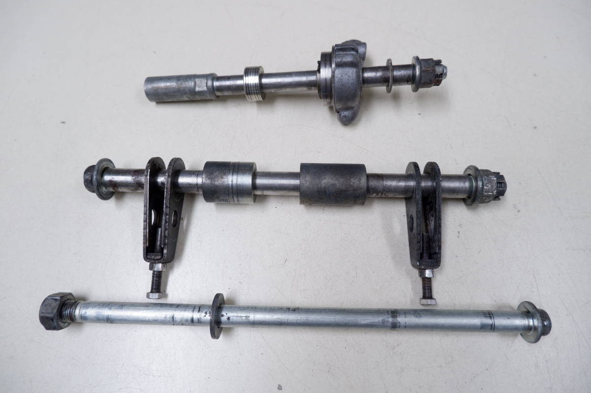ホークⅡ フロントアクスルシャフト CB400T ホンダ 純正 新品 バイク 部品 CB450Tホーク CX500ターボ 廃盤 在庫有り 即納可 車検 Genuine CB400T ホンダ HONDA ギア フロントホイールアクスルシャフト☆ホーク1、逆車、CB250T、ホーク2 cb400n