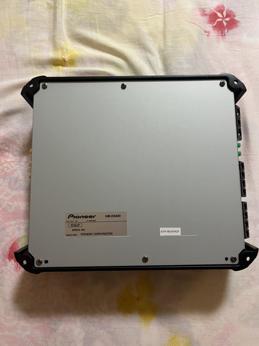 超美品】カロッツェリア GM-D8400 200W×4 ブリッジャブルパワーアンプ