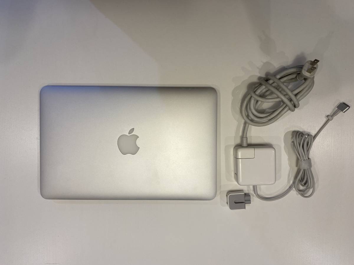 正規品，人気セール Apple MacBook Air Mid 2012 Core i5/11インチ/4GB/128GB SSD(MacBook Air)｜売買されたオークション情報、yahooの商品情報をアーカイブ公開 - オークファン MacBook Air