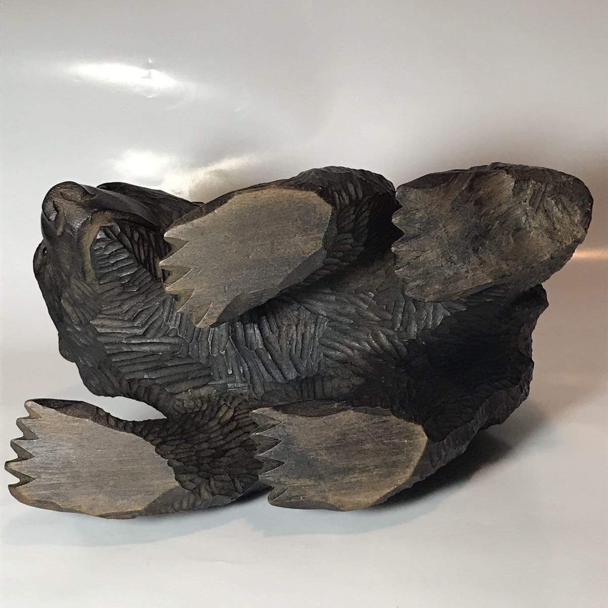 アイヌ ガラス目 熊の木彫り 郷土玩具 木彫 民芸品 置物 クマ くま 民