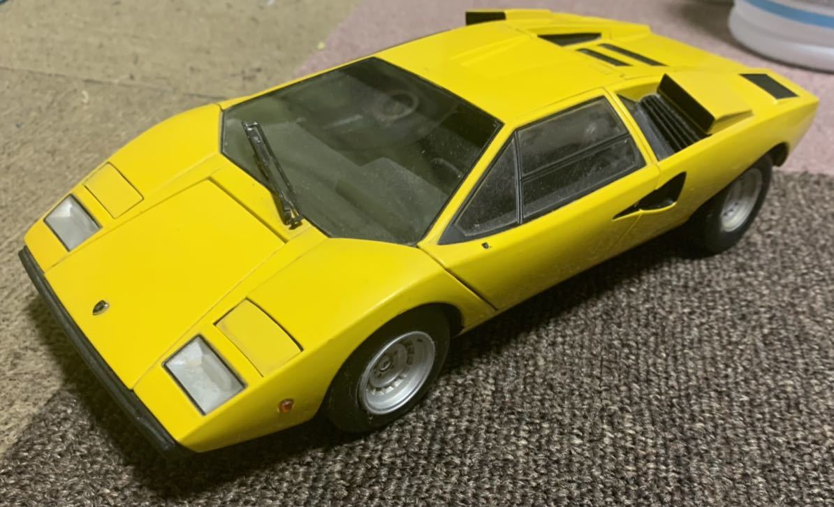 豊富な，SALE 1/18 京商 ランボルギーニ カウンタック LP400 イエロー lamborghini countachi 難あり ジャンク(乗用車)｜売買されたオークション情報、yahooの商品情報をアーカイブ公開 - オークファン 乗用車