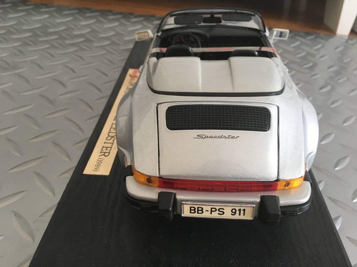 マイスト 1/18 ポルシェ911 ロードスター 1989 未展示品 - 希少 1⁄18