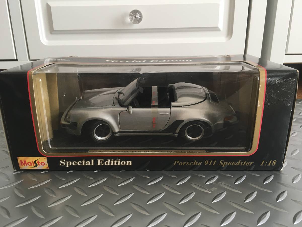 マイスト　ポルシェ　ロードスター マイスト 1/18 ポルシェ911 ロードスター 1989 未展示品 - 希少 1⁄18