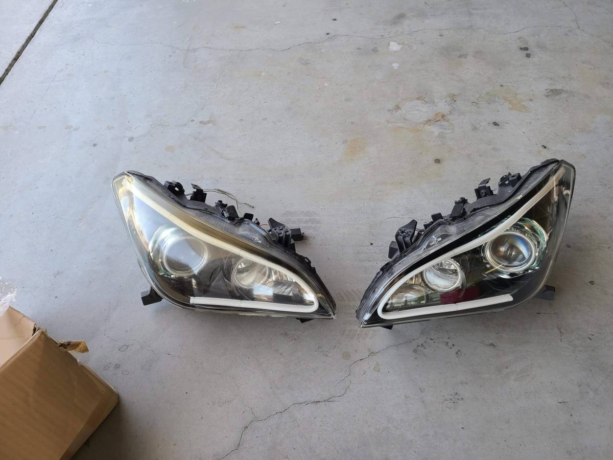 日産 Y51 KY51 フーガ 前期 ヘッドライト左右 HID 100-23041 M