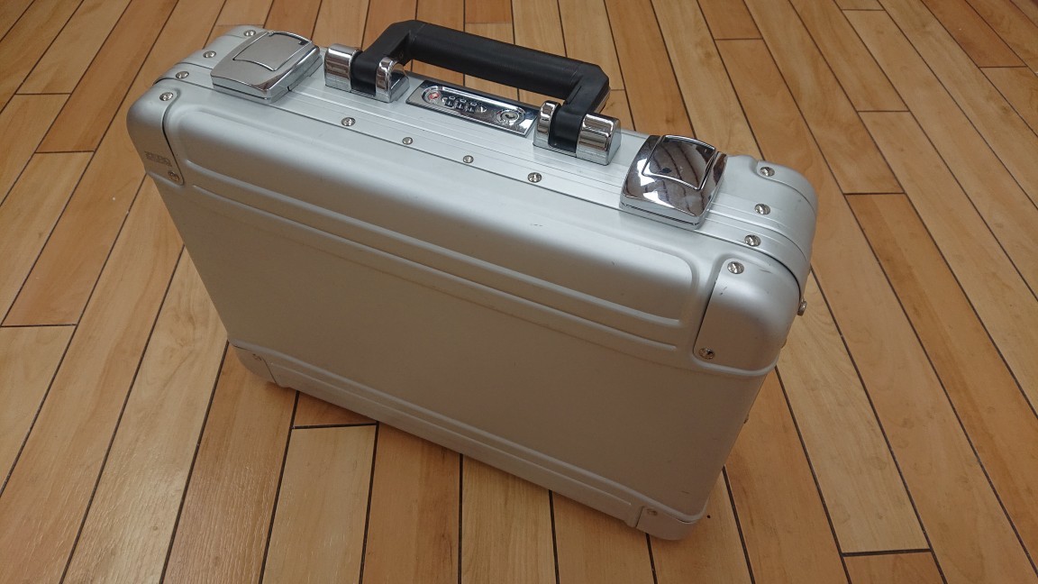 ヴィンテージ！レザー アタッシュケース ブラウン 2個 鍵付き ダイヤル