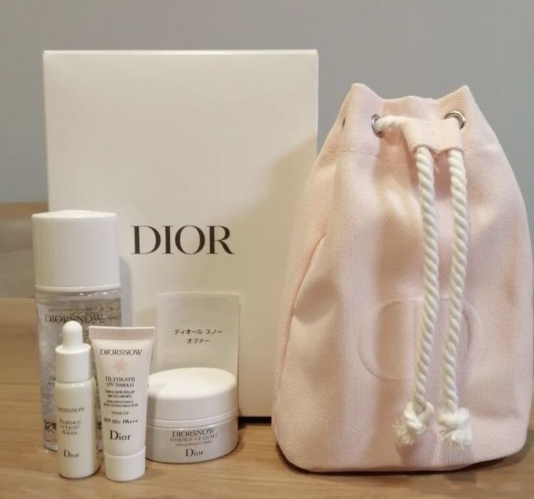 【新品未使用】dior ディオール　スノー　オファー　巾着付き　5点セット　限定