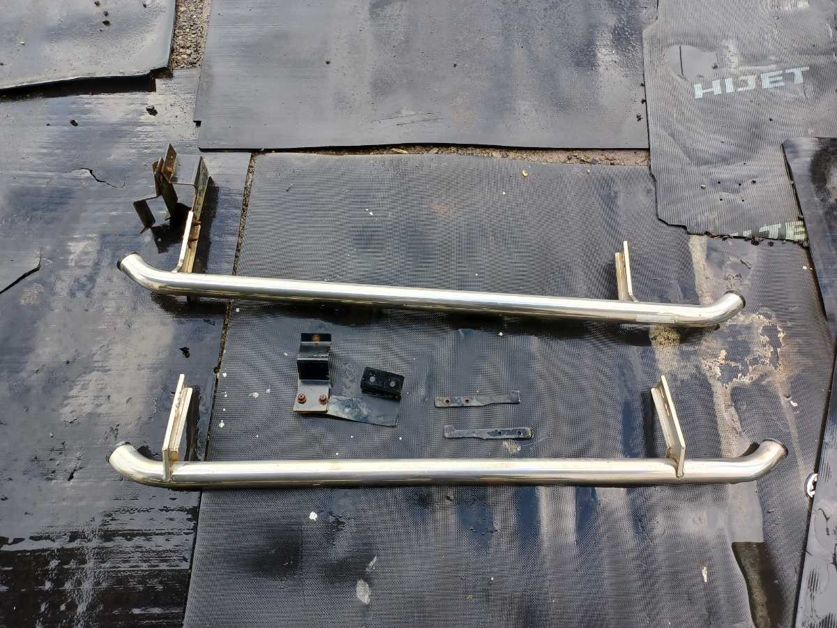 スズキ　ジムニー　JB23W サイドステップ サイドバー　R4090204