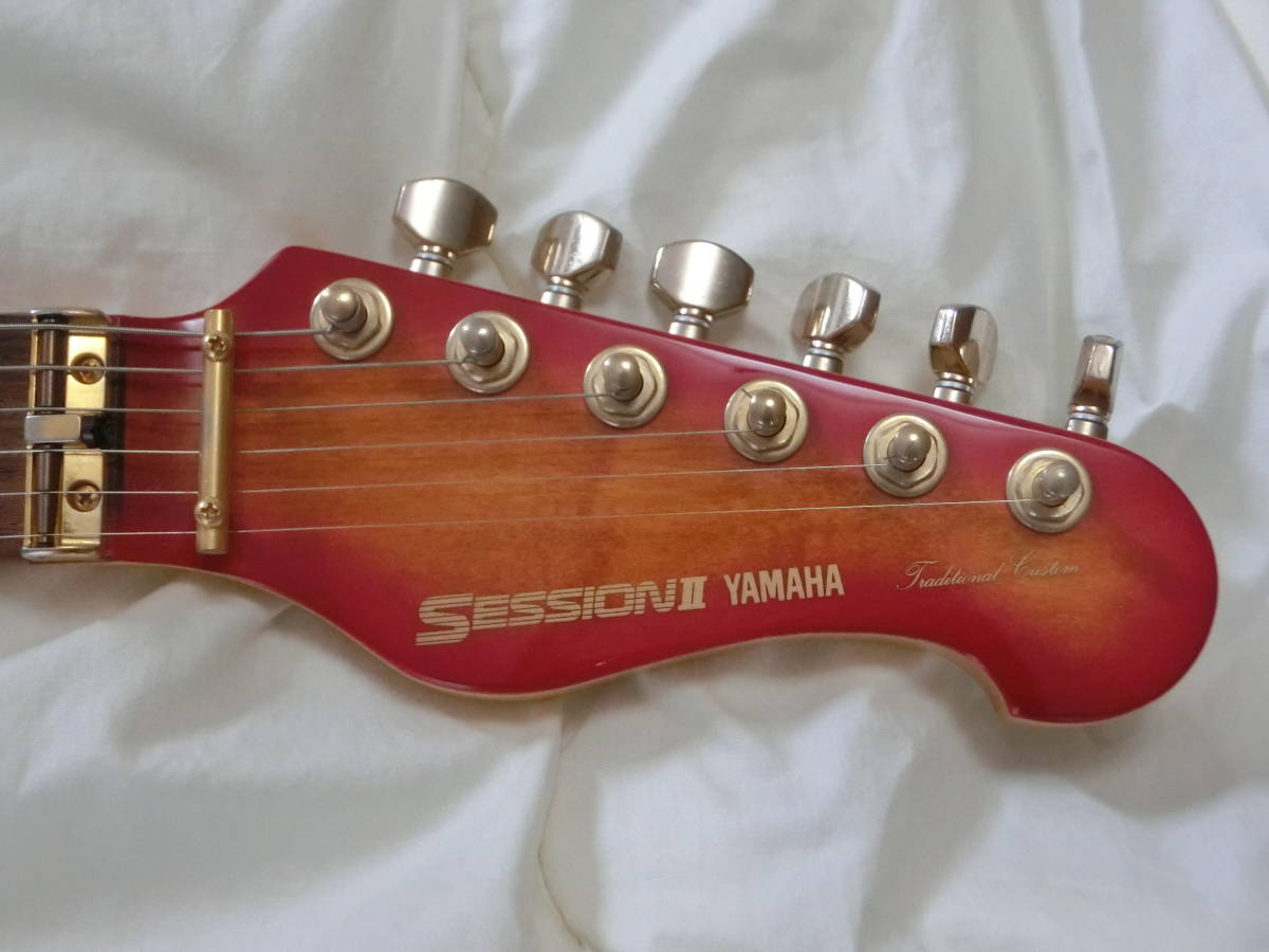YAMAHA Session II 703J Guitar