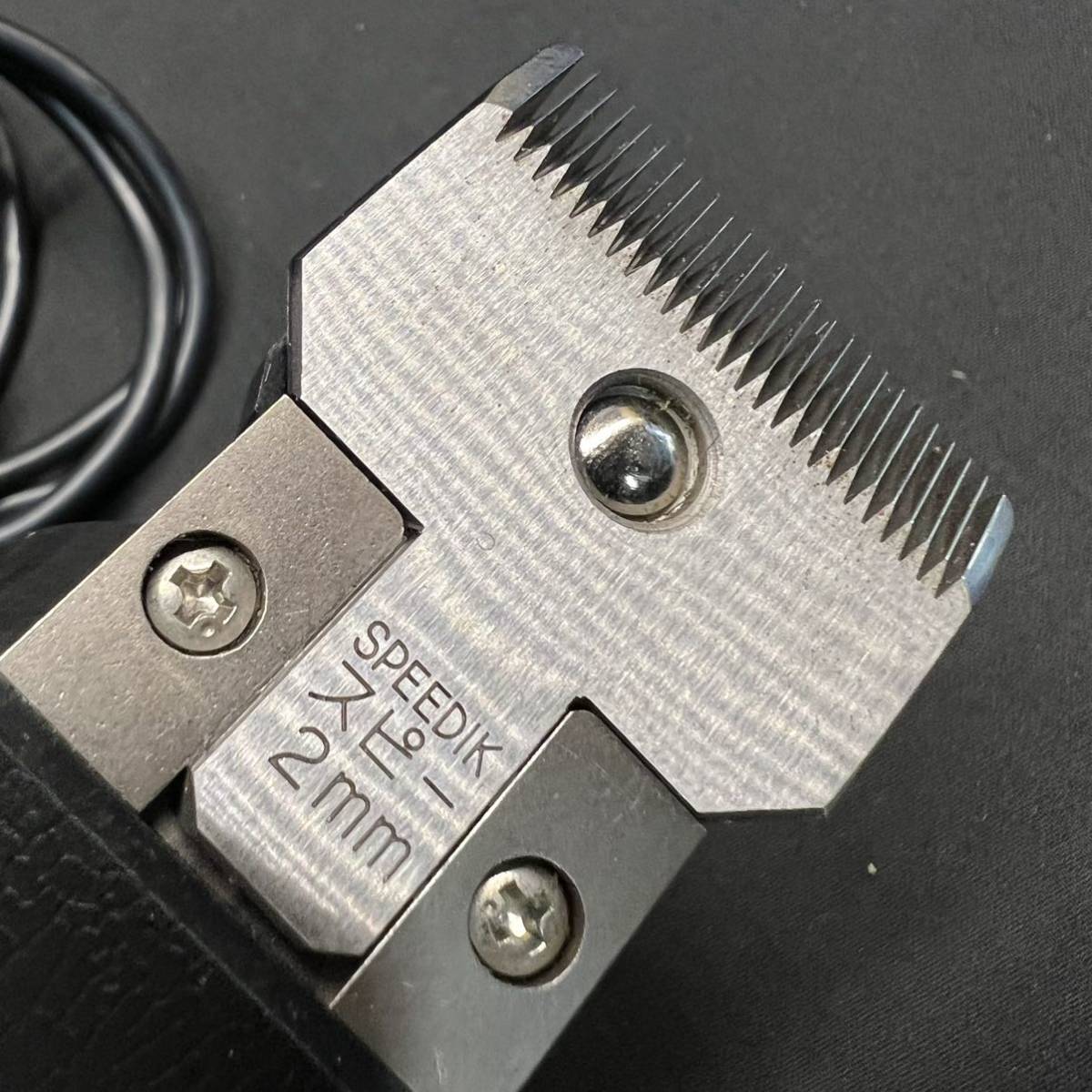 〇Hb左7 〇80 スピーディク 電気バリカン DSC-8 2mm スピー電バリ