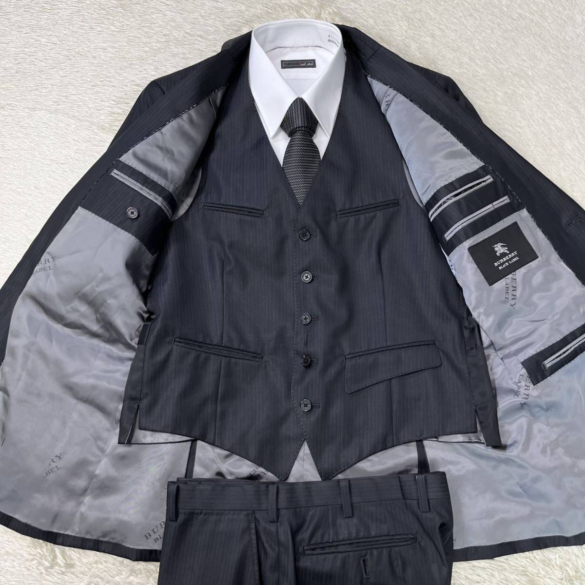 バーバリーブラックレーベル【圧巻の 3ピース】BURBERRY スーツ 
