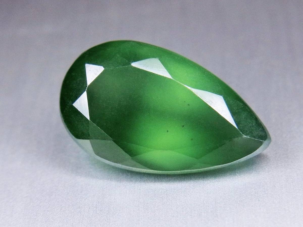 Gem Force》珍しい宝石質！インド産・サーペンティン 4.98CT