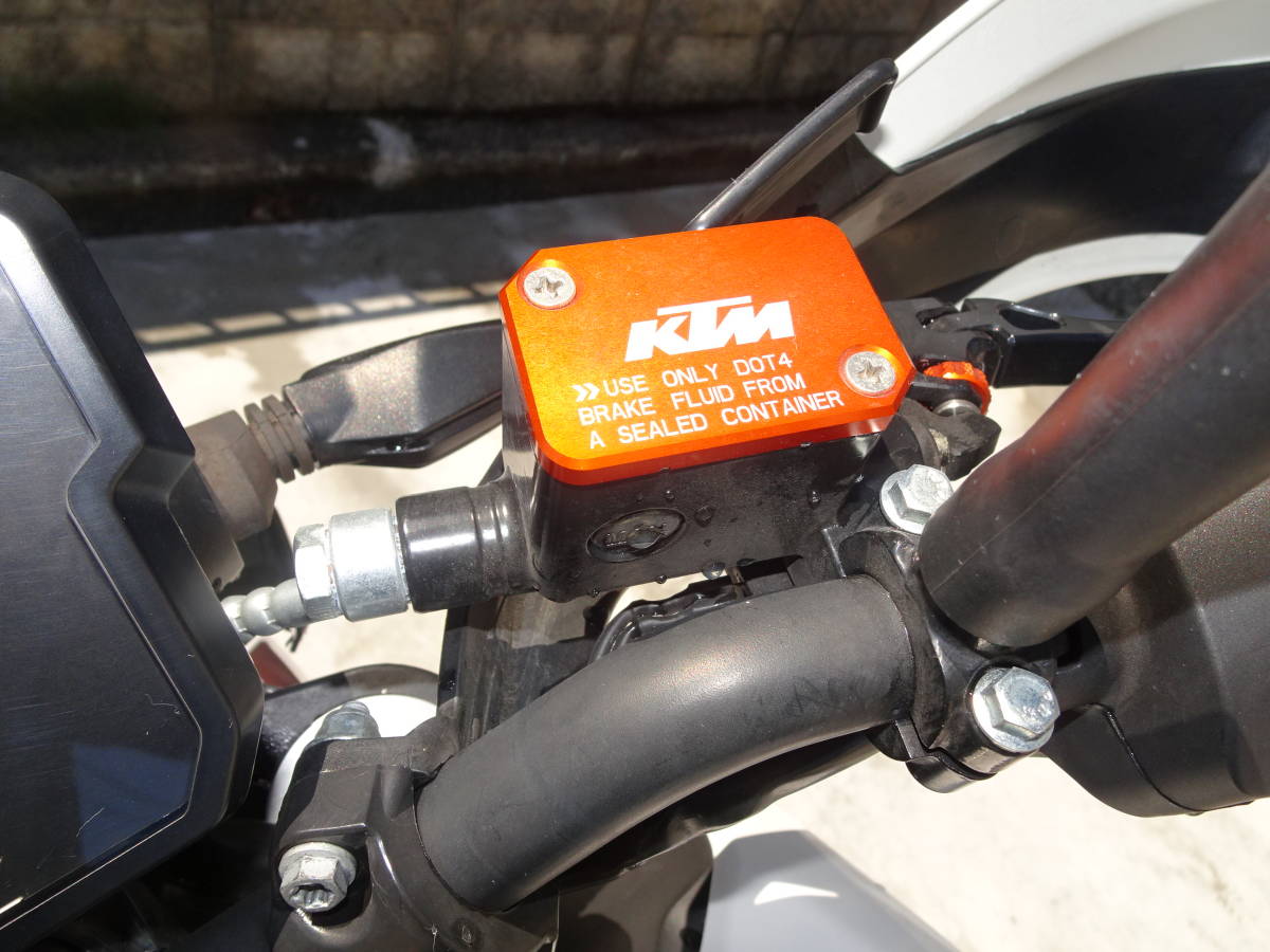 0 KTM アクラポビッチ Duke 車検付き 高級 マフラー付き 車検対応 0 KTM アクラポビッチ Duke 車検付き 高級 マフラー付き 車検対応