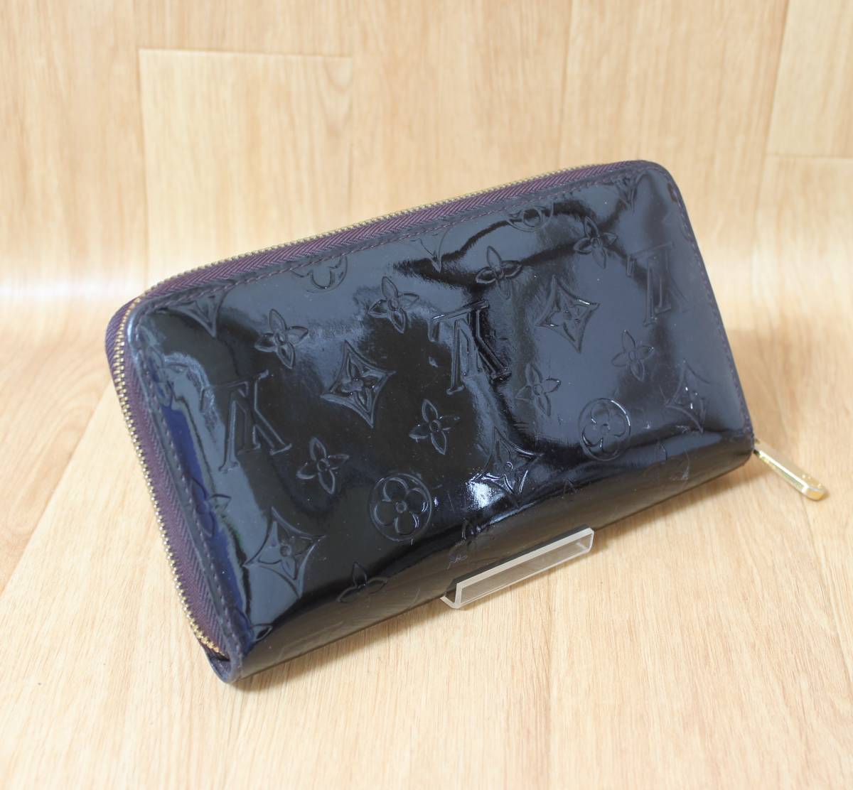 LOUIS VUITTON(ルイヴィトン) ジッピー・オーガナイザーM93610/ヴェルニ アマラント