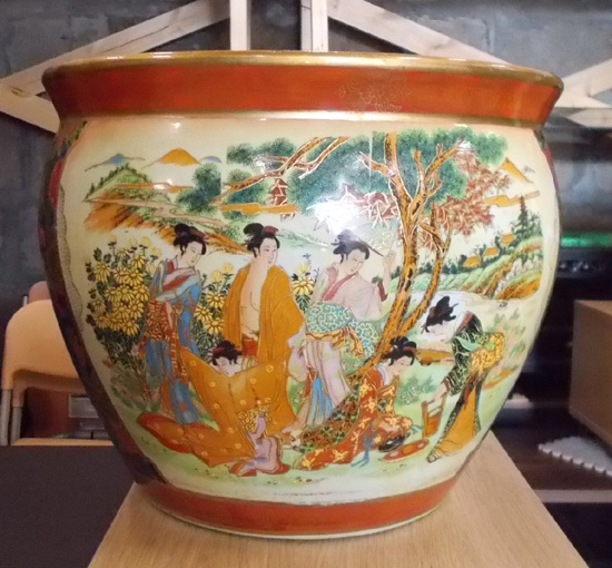 睡蓮鉢 幅36cm 花蝶 浮世絵 金魚 水瓶 メダカ鉢 金魚鉢 火鉢 大鉢 壺