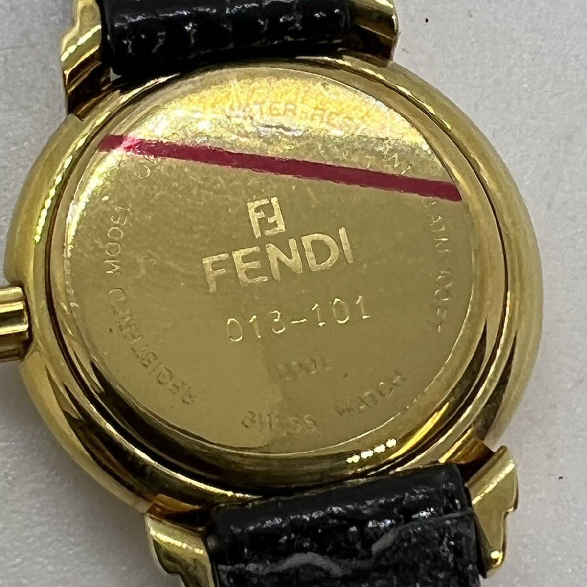 FENDI フェンディ 腕時計 レディース 013-101 ブラック文字盤 ゴールド