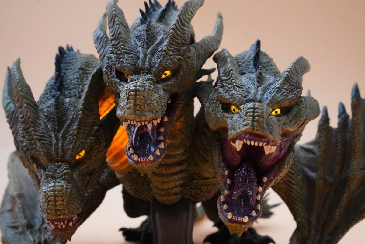 デフォリアル キングギドラ 2019 少年リック限定版 美品 完品 発光