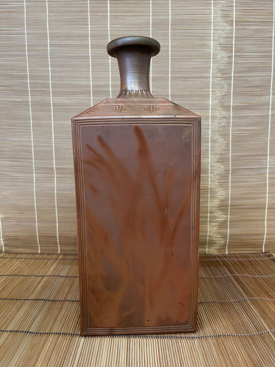 古備前焼　竹紋角瓶　アンティーク　送料込み250825 備前焼 角花瓶/花入 竹絵図/彫り：F443