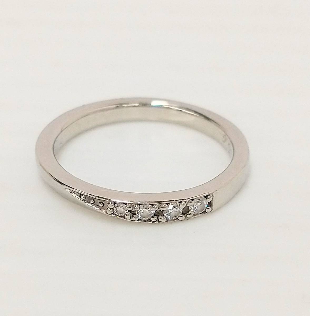 ROYAL ASSCHER ロイヤルアッシャー/Pt950/D0.05ct/8号 ♯8/箱付き/3.4g/ダイヤ付きリング
