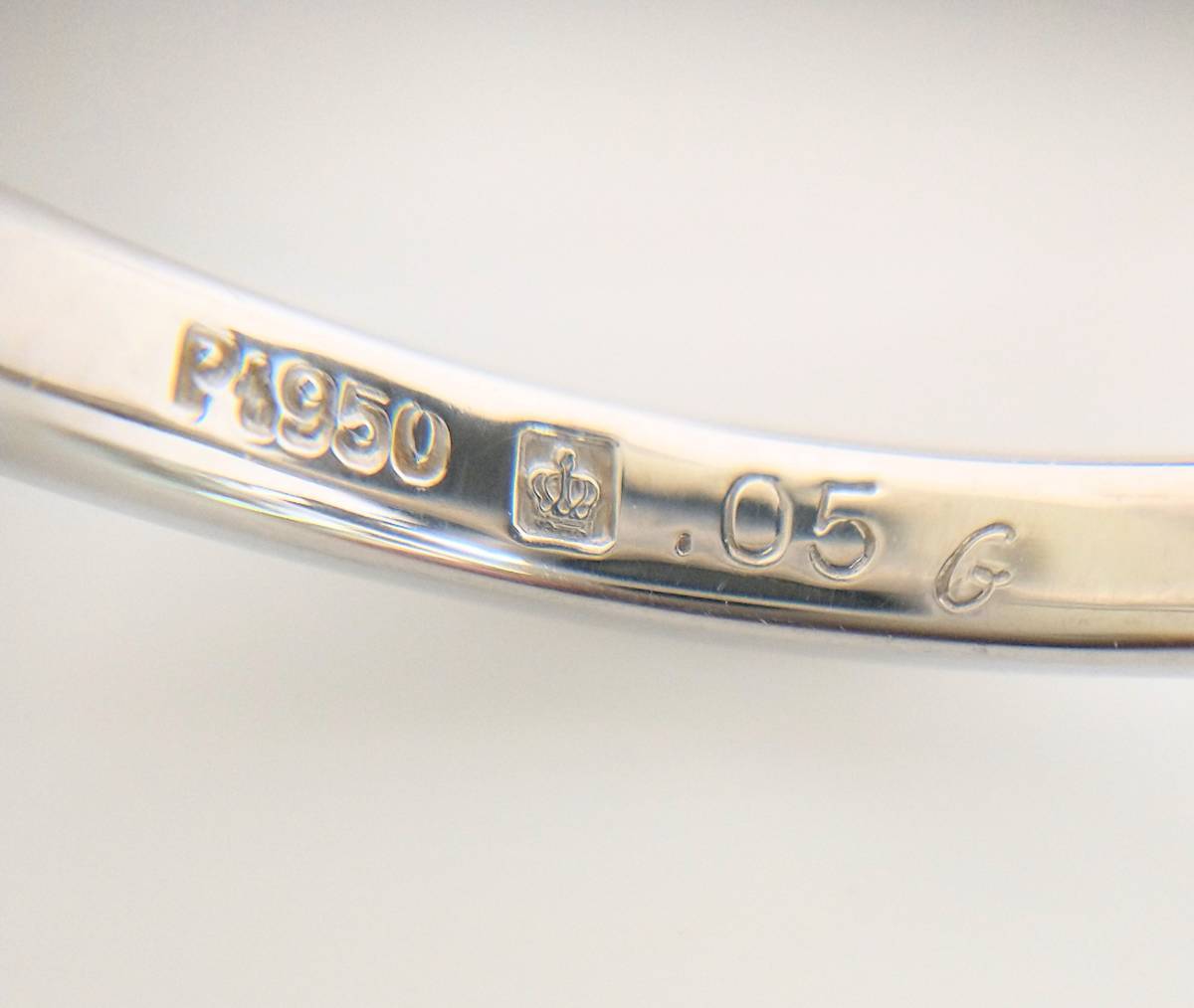 ROYAL ASSCHER ロイヤルアッシャー/Pt950/D0.05ct/8号 ♯8/箱付き/3.4g/ダイヤ付きリング