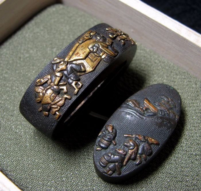 縁頭 赤銅魚子地五三桐紋 (FU-072313)｜刀・日本刀の