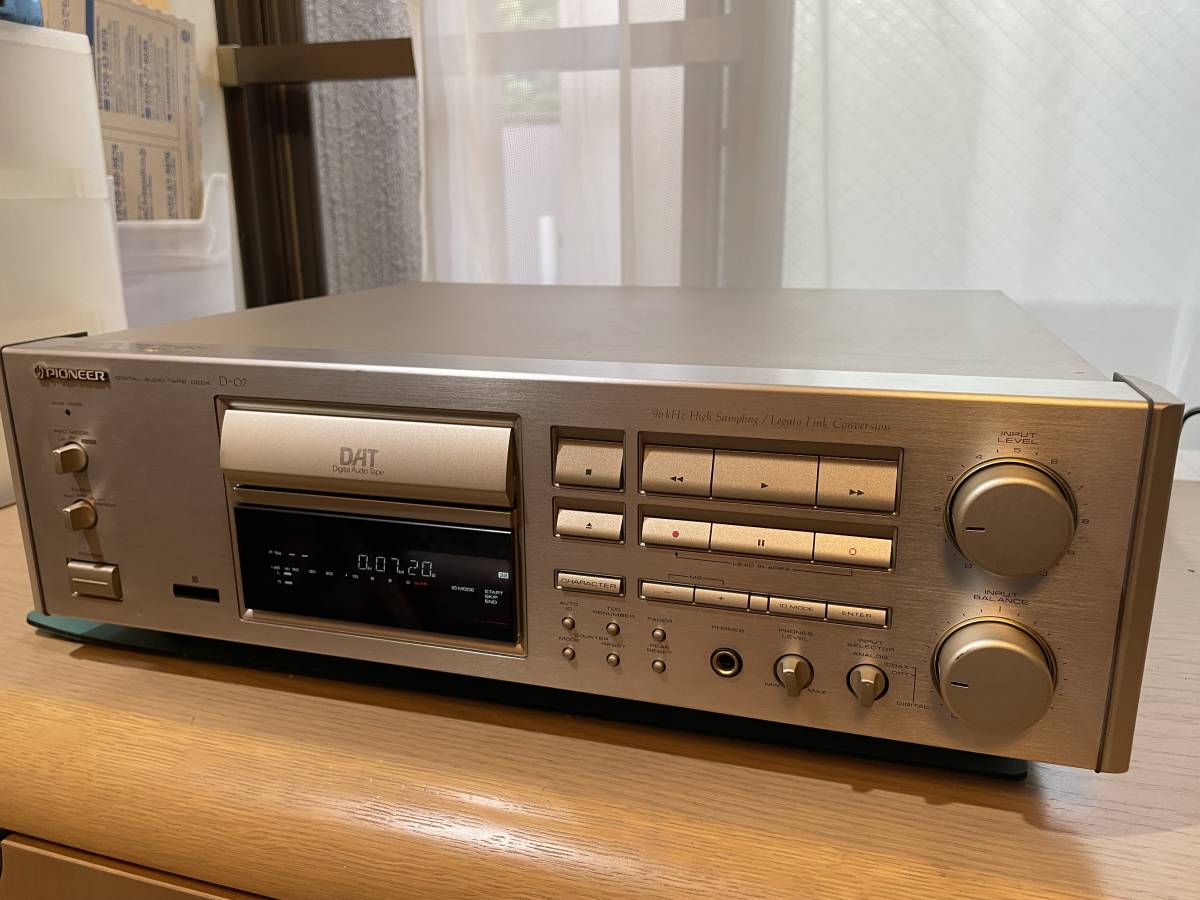 Pioneer パイオニア DATデッキ D-07 パイオニア DATデッキD-07 PIONEER リモコン＆ブランクDATテープ付き