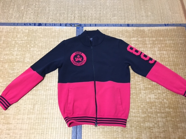  パーリーゲイツ サイズ６ ＬL ジャケット ピンクｘ黒 美ＵＳＥＤ(パーリーゲイツ)｜売買されたオークション情報、yahooの商品情報をアーカイブ公開 - オークファン ジャンパー、ジャケット