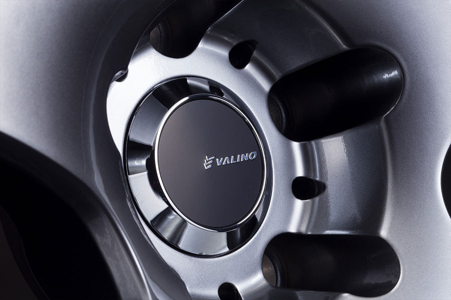VALINO ヴァリノ×Advanti RACING GV330 ホイール 18インチ×9.5J 5H