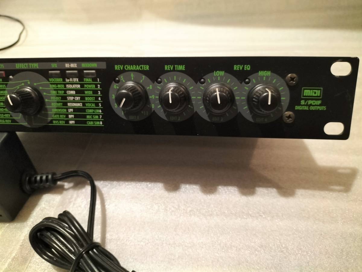 Zoom RFX-2000 Reverb & | Digital Effects Multi ZOOM Processor