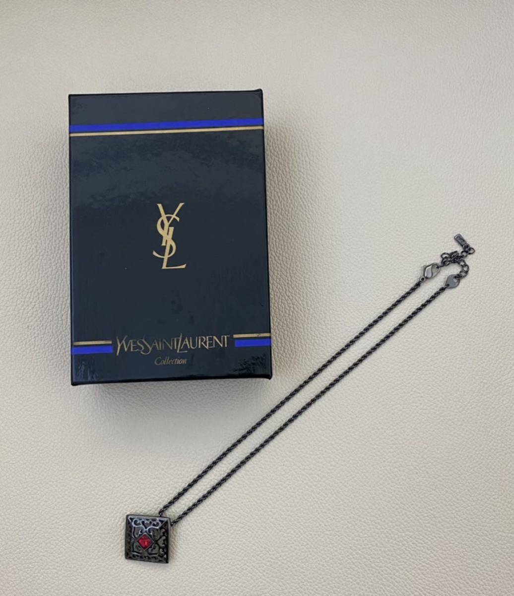 ☆Yves Saint Laurent ☆イヴサンローラン☆ネックレス☆箱付き 