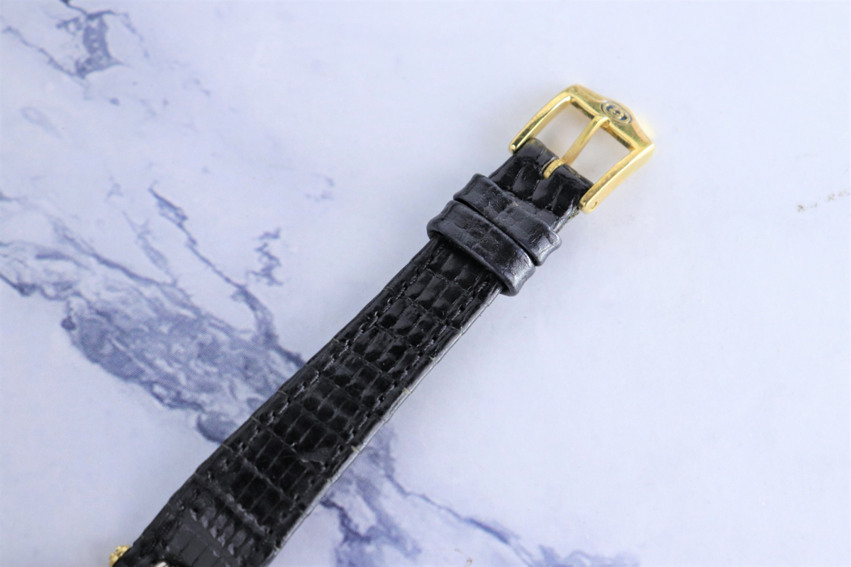 GUCCI 4500L グッチ レディース 腕時計 クォーツ ゴールドカラー