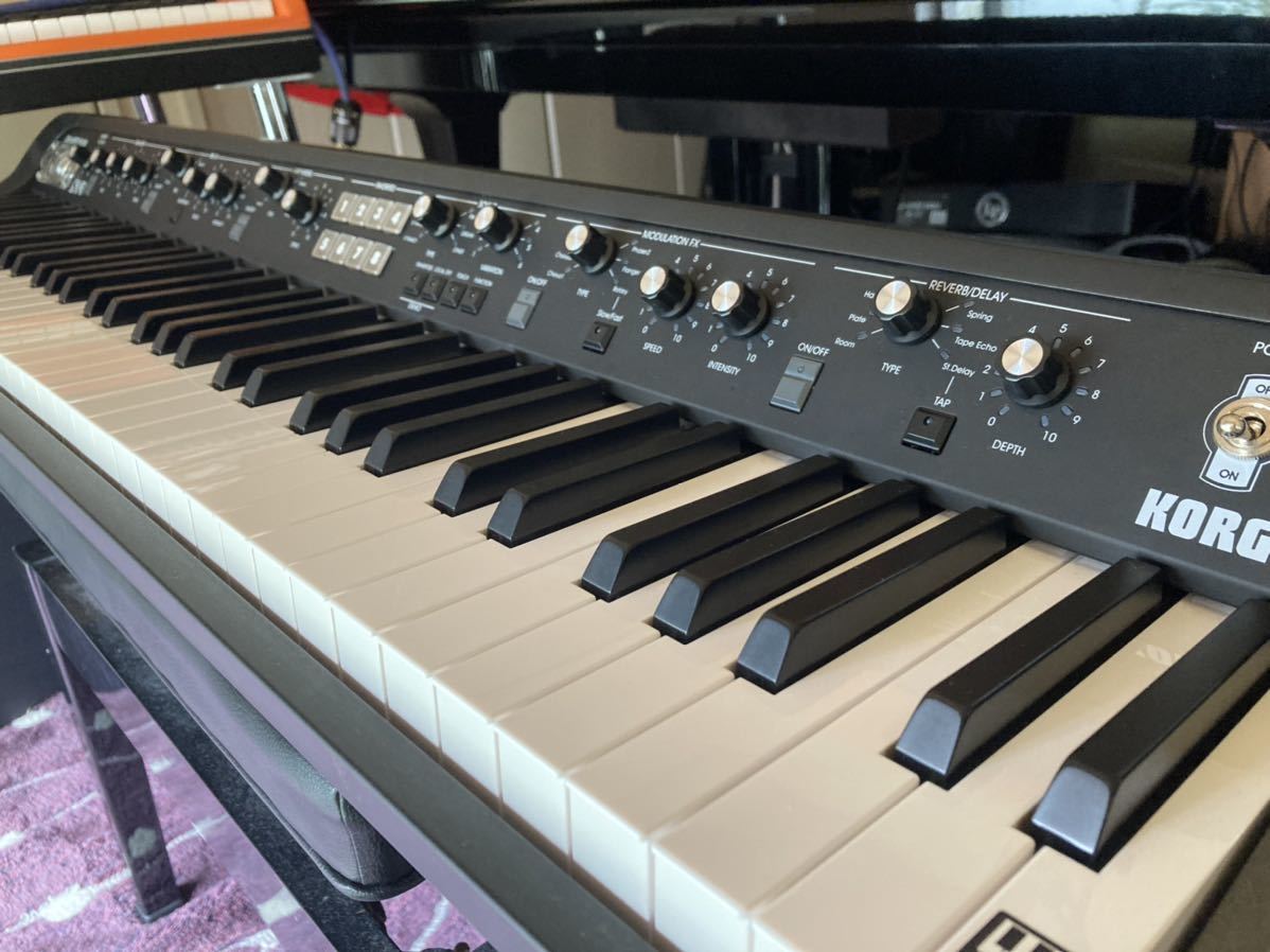 KORG SV-1