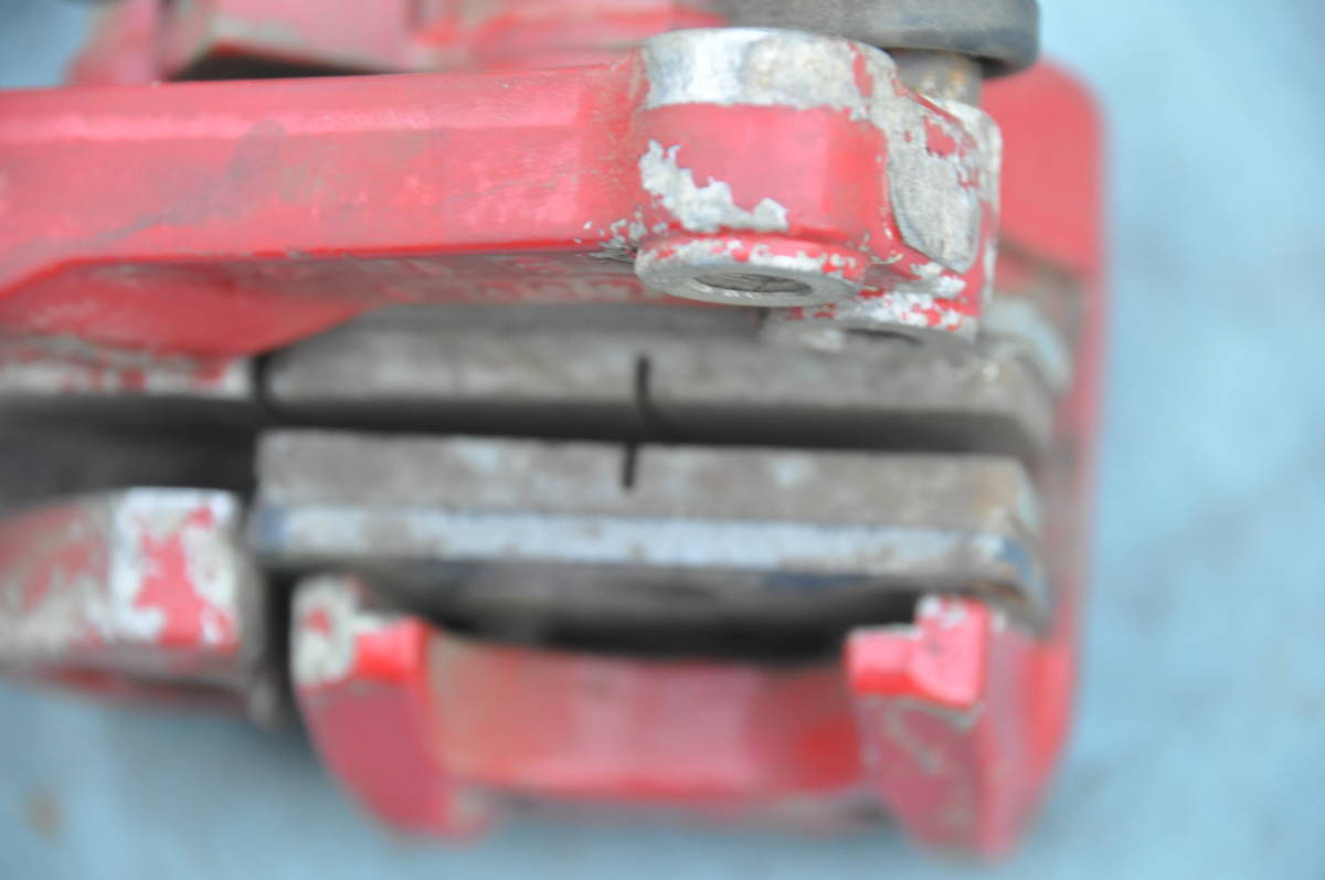 | - Yahoo!オークション &frasl; モンキーRT キャリパー – モンキーR 純正 モンキー（ブレーキキャリパー｜ブレーキ）：パーツ<バイク ホンダ 「モンキーr」(キャリパー)(ホンダ用)の落札相場 ホンダ純正 のパーツレビュー 2pot リアキャリパーブラケットキット