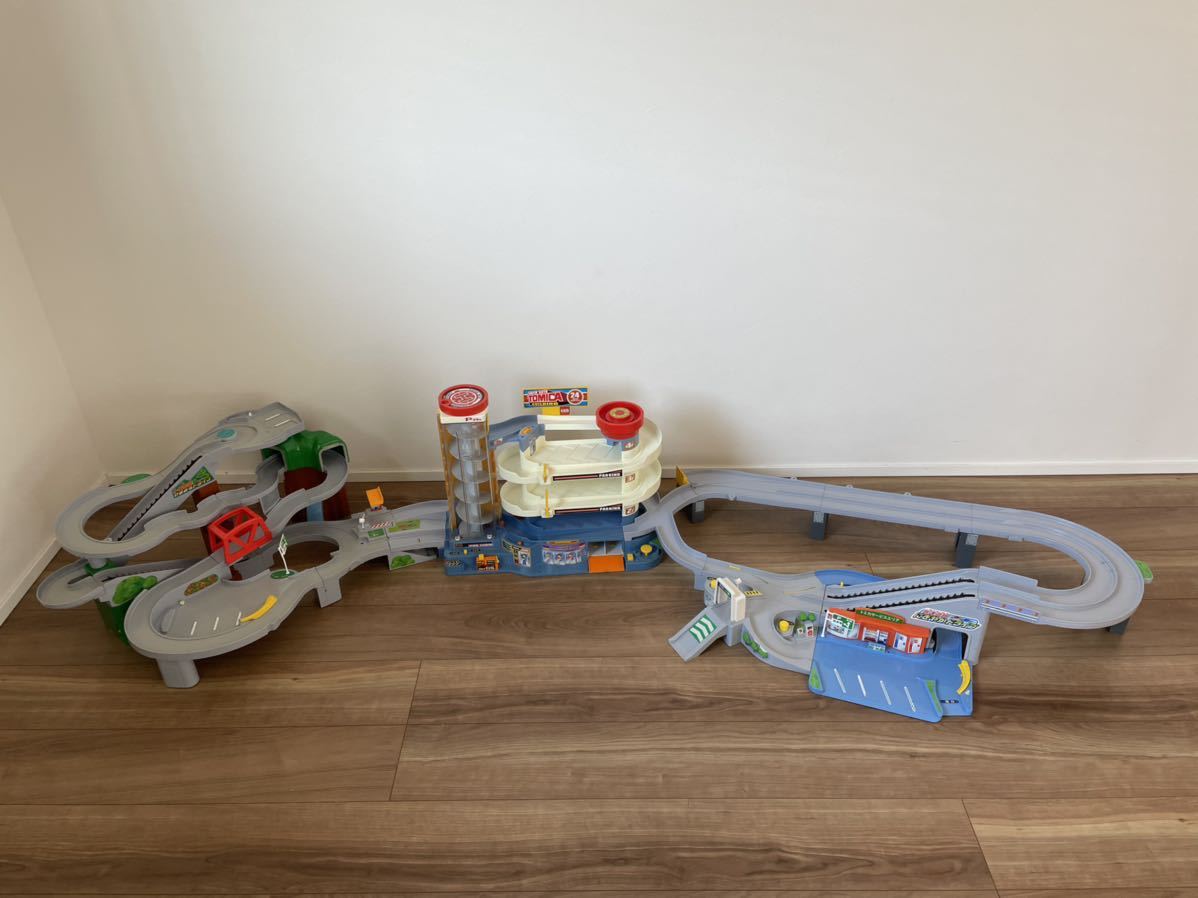 トミカ 峠やまみちドライブ | Tomica ☆トミカ 高速道路にぎやか