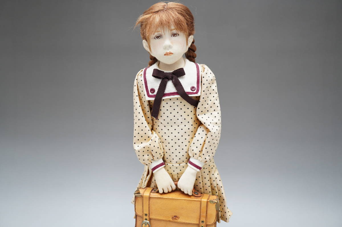 ①小林美枝子 創作人形 バッグを持つ女の子 約36cm 西洋人形 ドール 