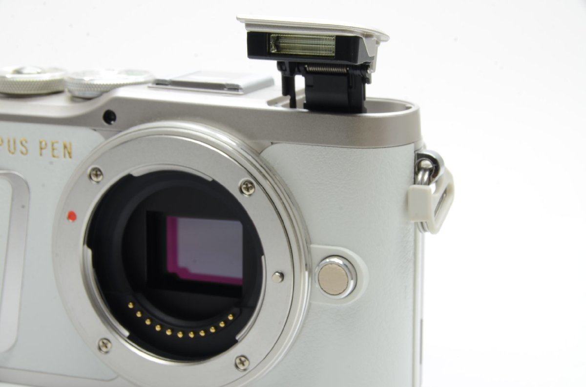 オリンパス OLYMPUS PEN E-PL9 BODY ホワイト ミラーレス一眼レフ 