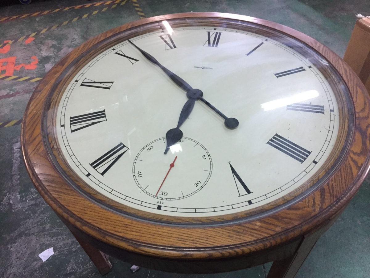 激安大特価，本物保証 引-457 BG 大阪 引取限定 家具 インテリア テーブル HOWARD MILLER ハワードミラー テーブルクロック ヴィンテージ(テーブル)｜売買されたオークション情報、yahooの商品情報をアーカイブ公開 - オ その他