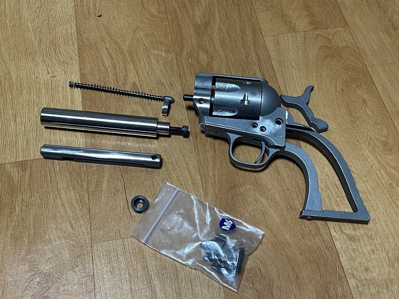 商品説明必読　ADVEN アドベン　文鎮　COLT　SAA　ピースメーカー　未組み立て
