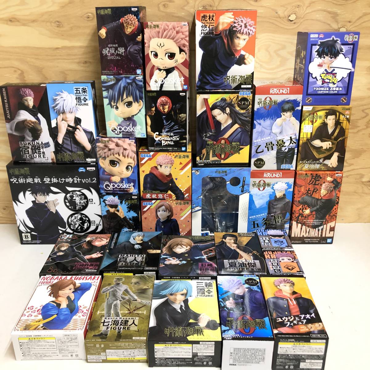 【新作登場，格安】 呪術廻戦フィギュアまとめ 虎杖悠仁 五条悟 伏黒恵 釘崎野薔薇(その他)｜売買されたオークション情報、yahooの商品情報をアーカイブ公開 - オークファン その他
